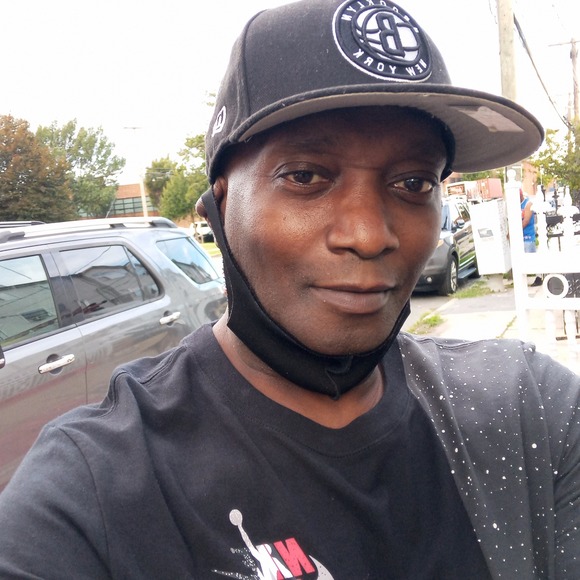 Meet your Posher, Warren - Picture 1 of 1